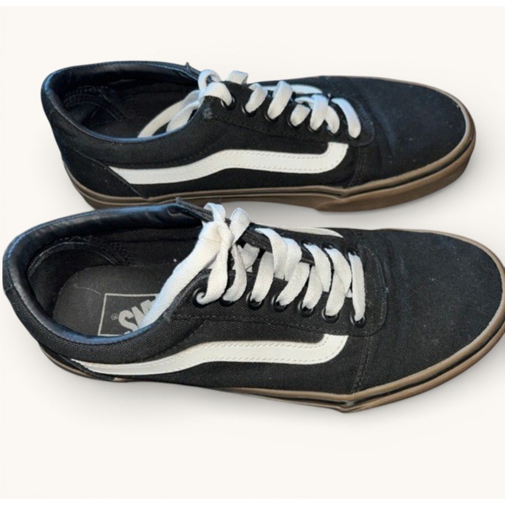 Vans Old Skool Black White Gum Sole Womens 8.5 Classic Skate Sneakers Shoes